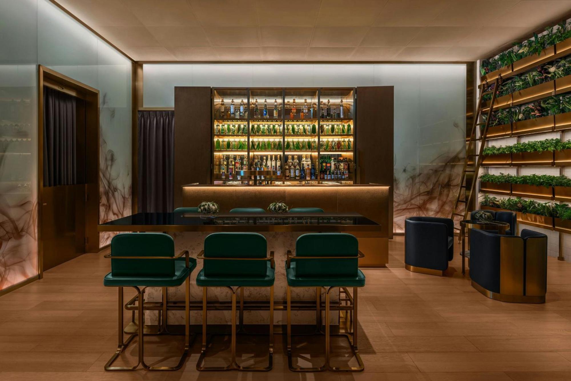 W Macau - Studio City Eksteriør billede The Bar