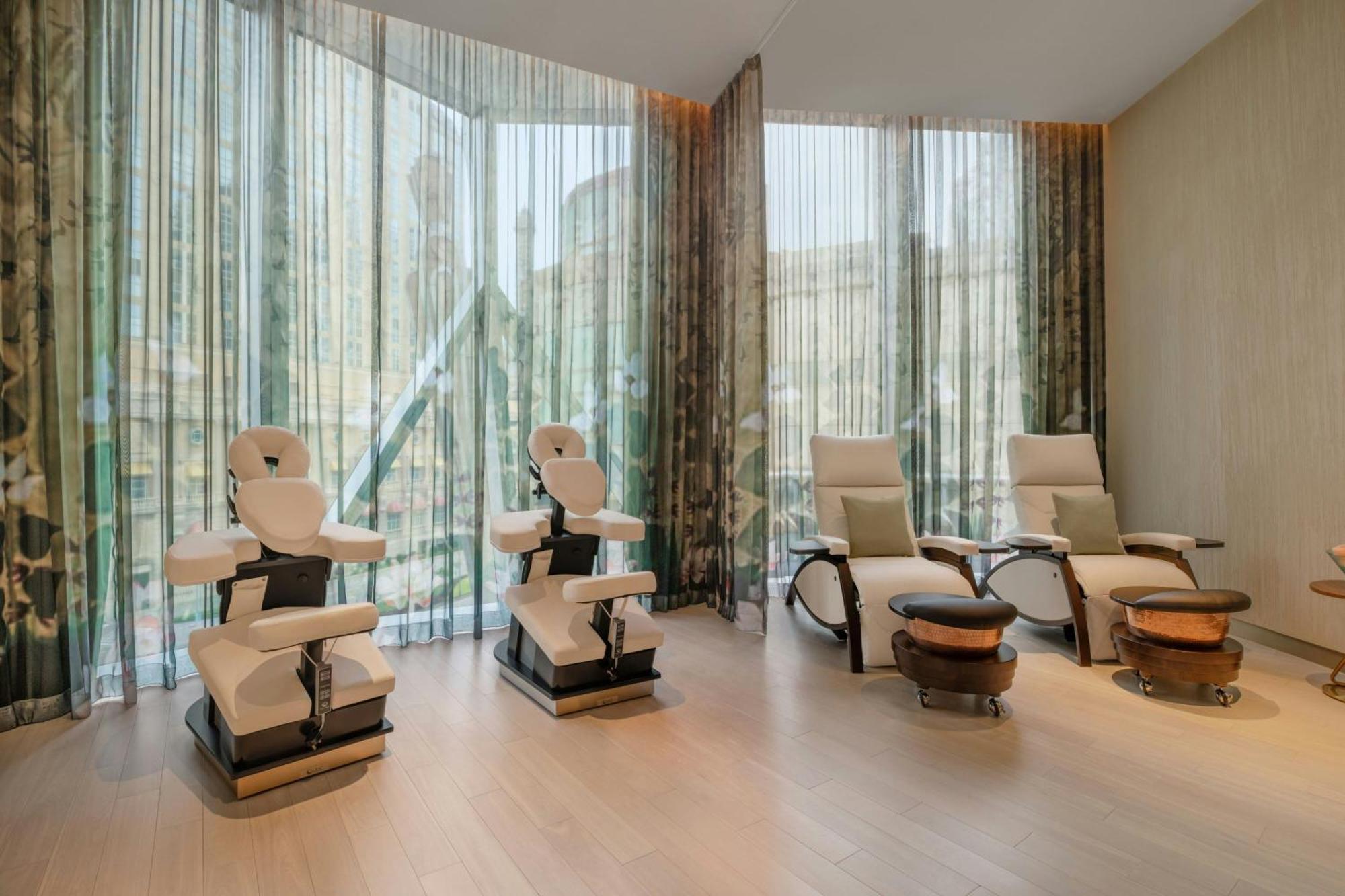 W Macau - Studio City Eksteriør billede The spa at The Ritz-Carlton, DIFC
